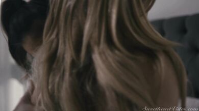 One of the best lesbian show you ever seen