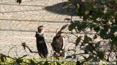 Outdoors sex with pretty babe Jennifer Amton