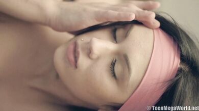 Fit teen got fucked in gym