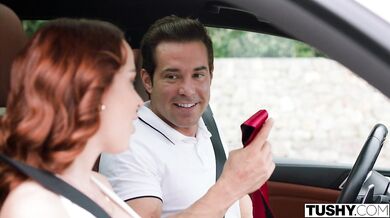 Minni Joy's perfect ass get fucked by BWC in this hot MILF porn!