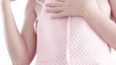 Lilit Ariel masturbation