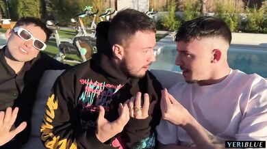 Black Girl Suraya Ndia Double Penetrated By BWCs In Foursome