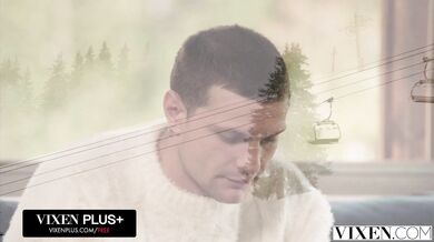 High speed outdoor pounding leaves Bella Spark’s walls pulverized and her slit soaking wet