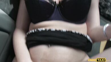 Thirsty MILF demands a facial after giving the best blowjob of his life