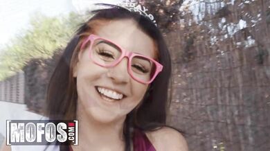 Kitty Love devour Jordi’s rod before getting her hole completely fucked out