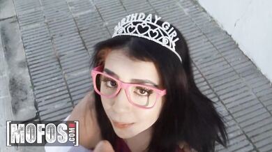 Kitty Love devour Jordi’s rod before getting her hole completely fucked out