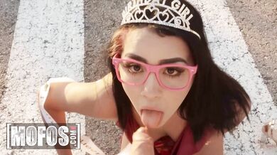 Kitty Love devour Jordi’s rod before getting her hole completely fucked out