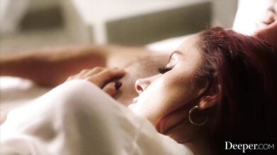 The stunning Vanna Bardot takes on the ultimate airtight challenge