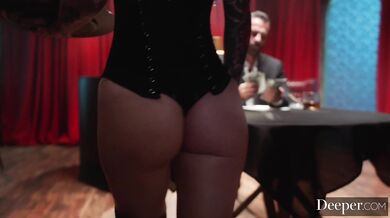 Intense satisfaction as Valerica Steele covers her supervisor's dick in her sweet juices