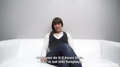 Amateur beauty stripping down to her bare skin