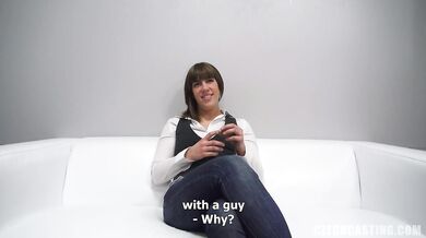 Amateur beauty stripping down to her bare skin