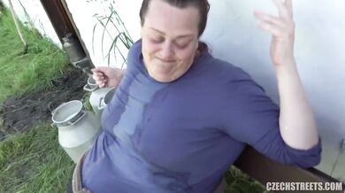Aleya Sun taking every inch deep in her wet hole before getting creamed