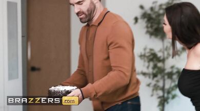 Savanah Storm eating Aspen Reign's wet pussy while her man destroys it with his hard dick