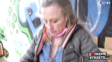 Detailed view from the inside as this girl fucks herself with a phone