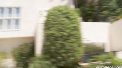 Ultimate Babe Kennedy Leigh